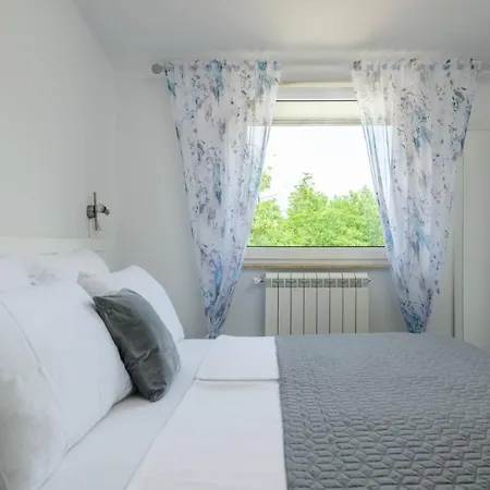 Somi Apartman Porec