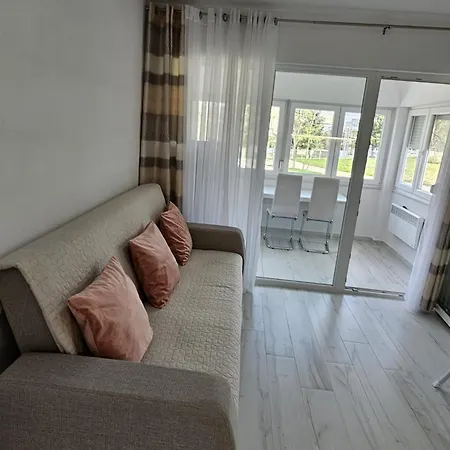 Somi Apartman *