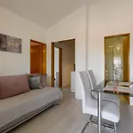 Somi Apartment *