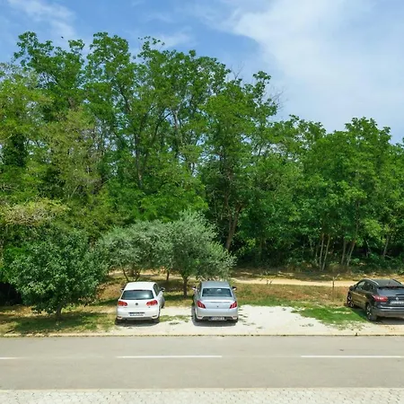 Somi Apartman