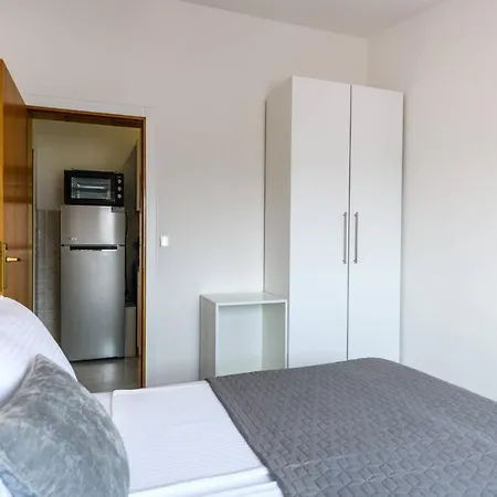 Somi Apartman *