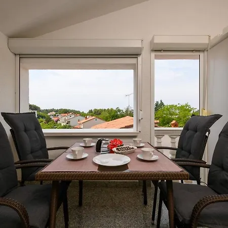 Apartman Somi *